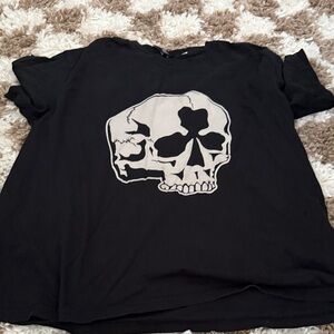 Black Skull Graphic Tee
